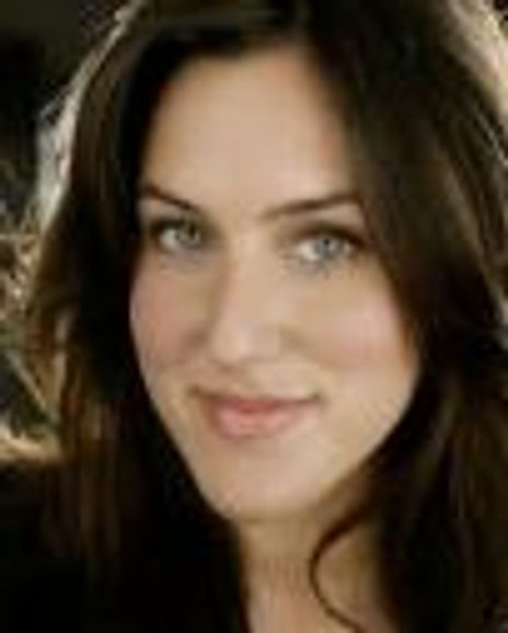 Deanna McGovern Headshot