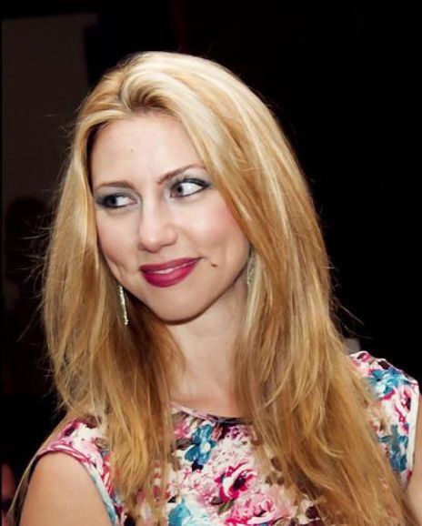 Jennifer Piacenti Headshot