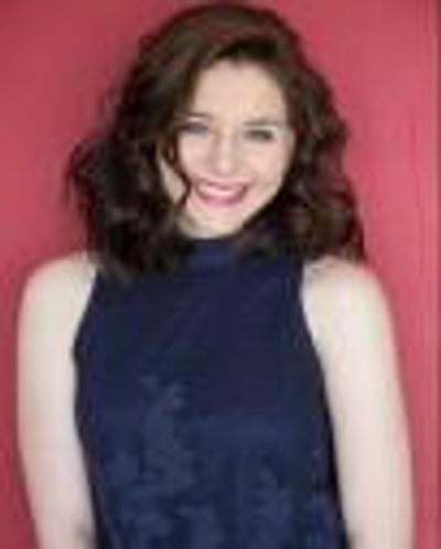 Caitlin Ehlinger Headshot