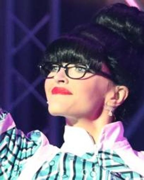 Vanessa Mitchell Headshot