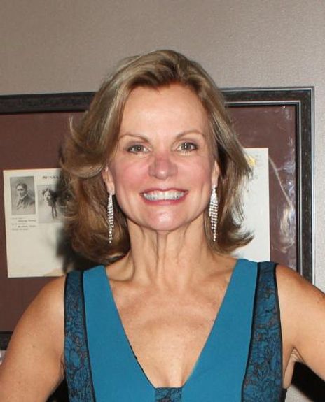 Audrey Heffernan Meyer Headshot