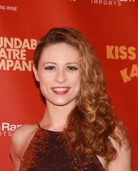 Tanya Haglund Headshot