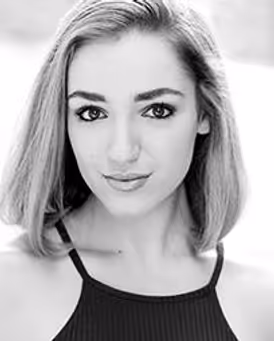 Scarlett Walker Headshot