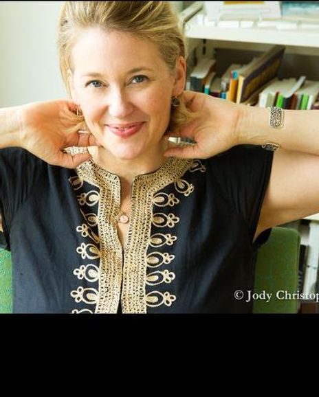 Laura Rohrman Headshot