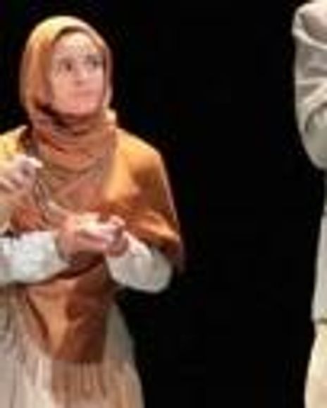 Simona Persampieri Headshot