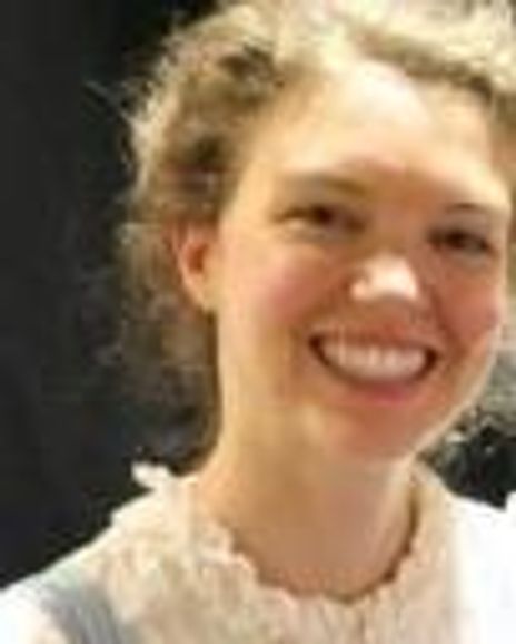 Jackie Richards Headshot