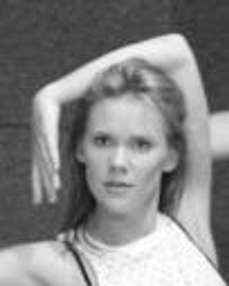 Victoria Maccabe Headshot