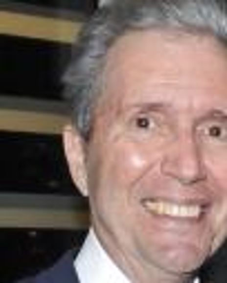 Alex Sanger Headshot