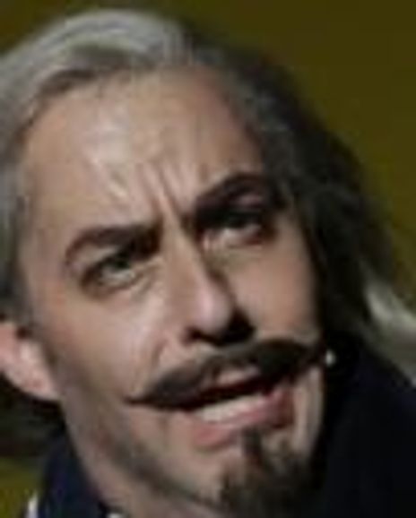 Alexander Franzen Headshot