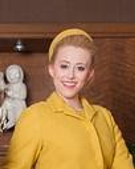 Samatha Sostarich Headshot