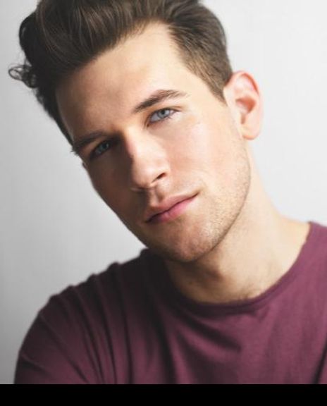 Austin Thomas Headshot