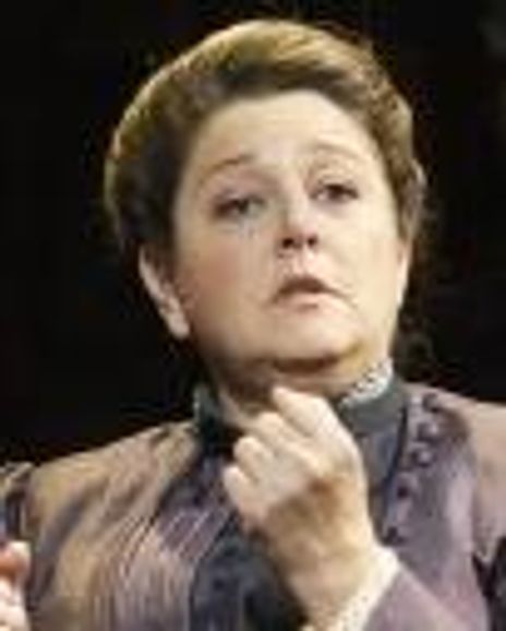 Camryn Mannheim Headshot