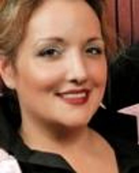 Bethany Giammarco Headshot