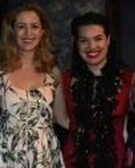 Minda Larsen Headshot