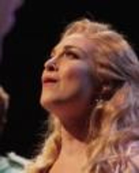 Jessica Van Kipp Headshot