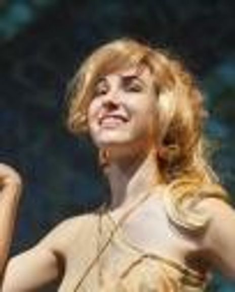 Sarah Hammer Headshot