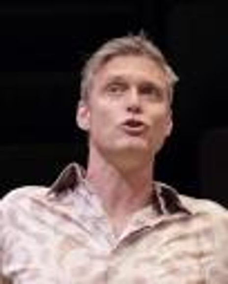 Stephen Billington Headshot