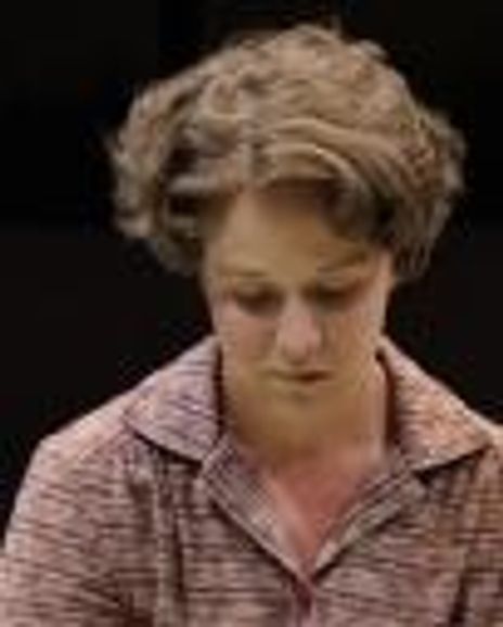 Elizabeth Boag Headshot