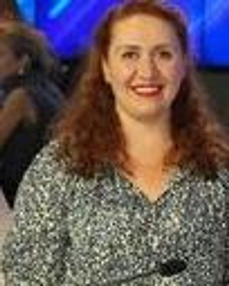 Lousine Shamamian Headshot