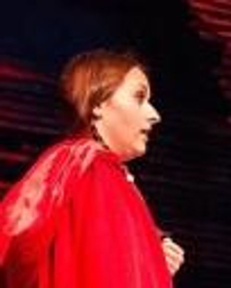 Hannah Hesseltine Headshot