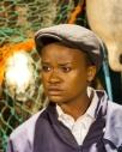 Pepter Lunkuse Headshot