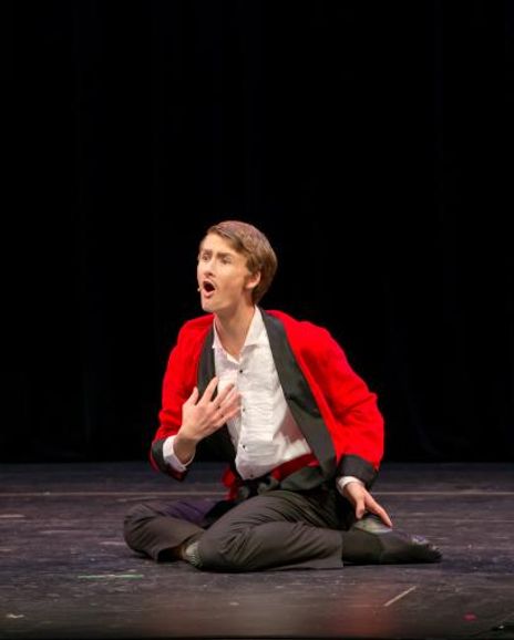 Travis Anderson Headshot