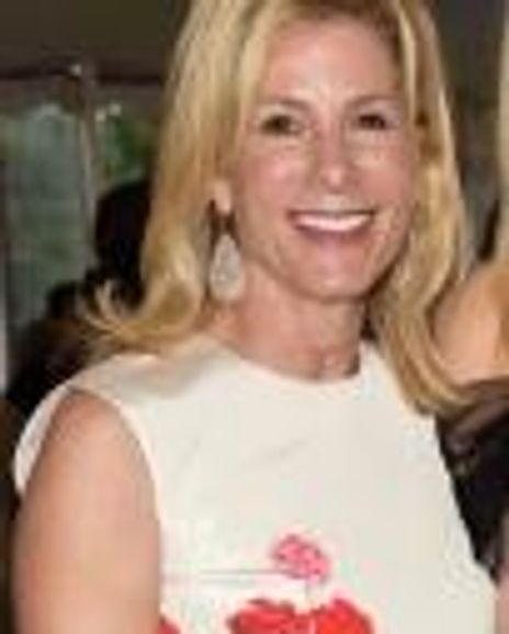 Lisa Herbert Headshot