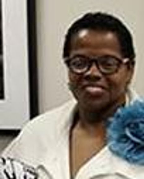 Nell Draper Winston Headshot