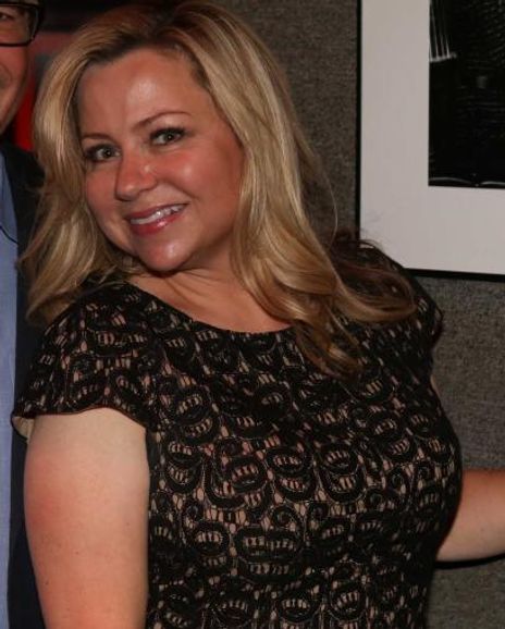 Holly Foster-Wells Headshot