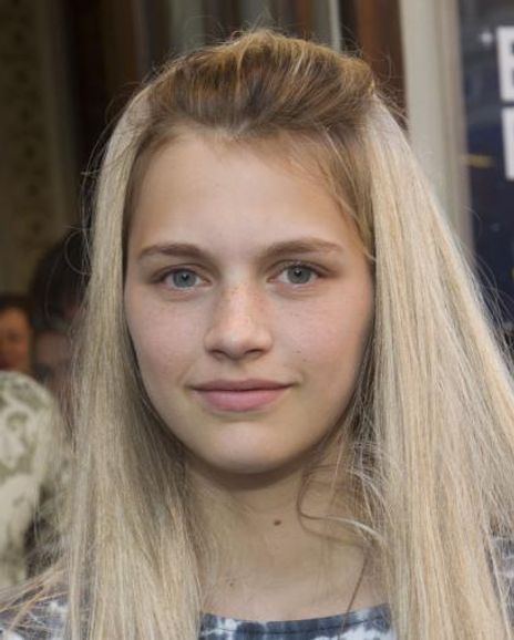 Nell Tiger Free Headshot