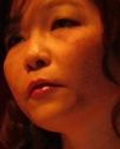 Yin-Chu Jou Headshot