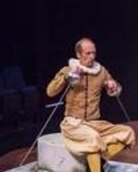 Orion Bradshaw Headshot