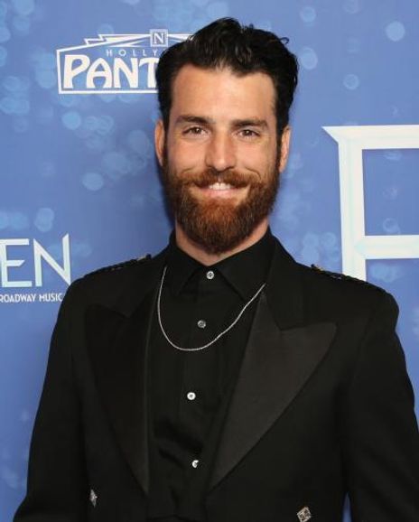 Evan Strand Headshot