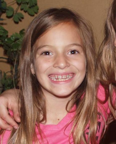 Mallory Barron Headshot