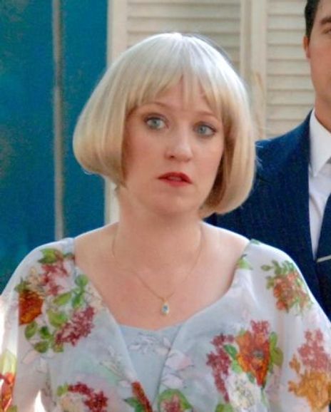 Rebecca Lincoln Headshot