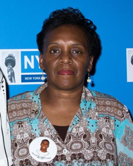 Valerie Bell Headshot