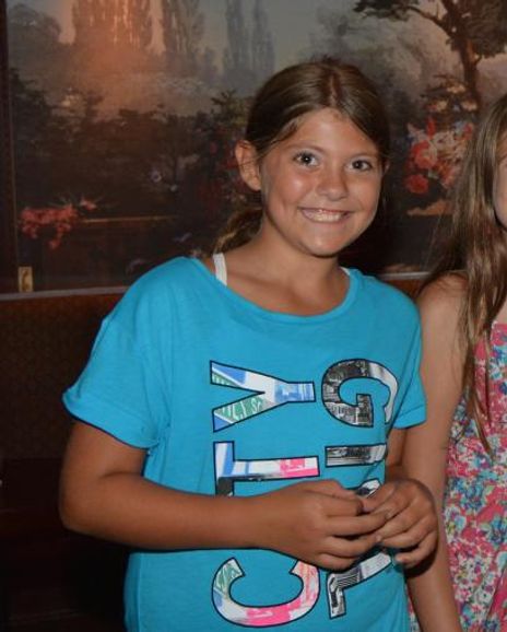 Lizzie Dolce Headshot