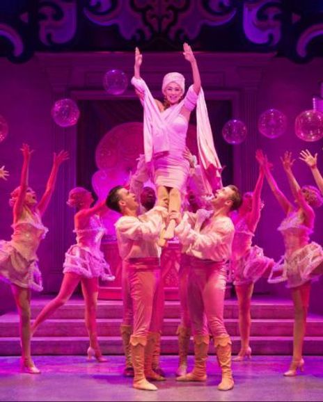 Eileen Evergreen Headshot