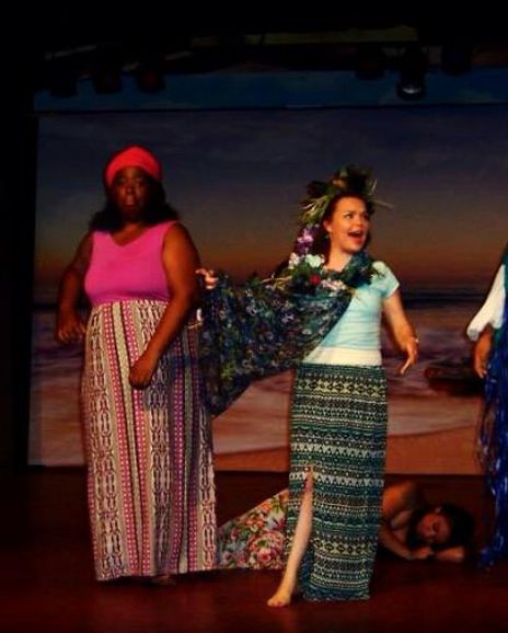 Victoria Lynn Headshot