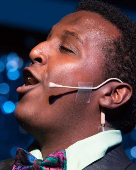 Eyon Ertachew Headshot