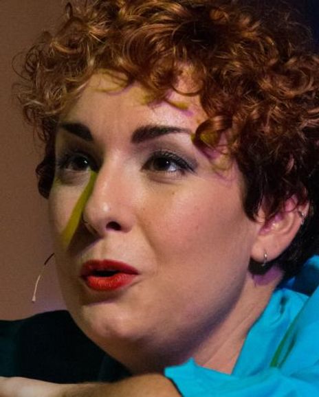 Madeline Bolzenius Headshot