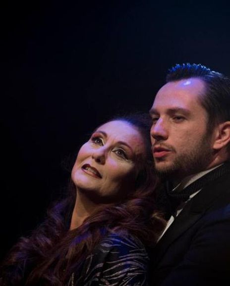 Scott Garhnam Headshot