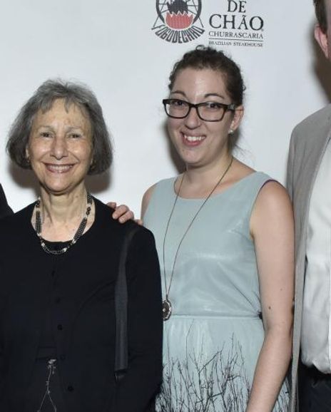 Danielle Feder Headshot