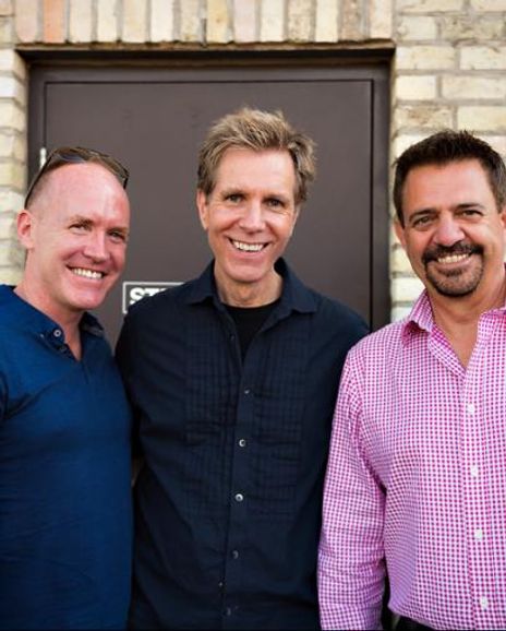 Alex Mustakas Headshot