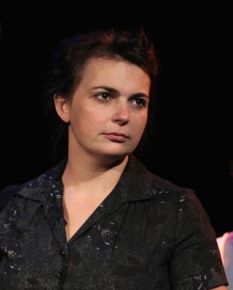 ZOE WATKINS Headshot