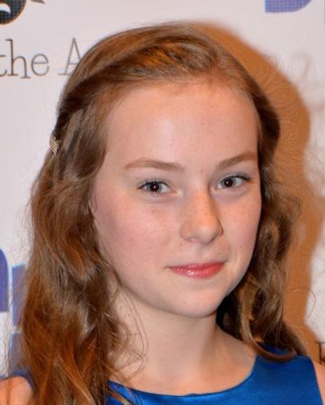 Ella Rescigno Headshot