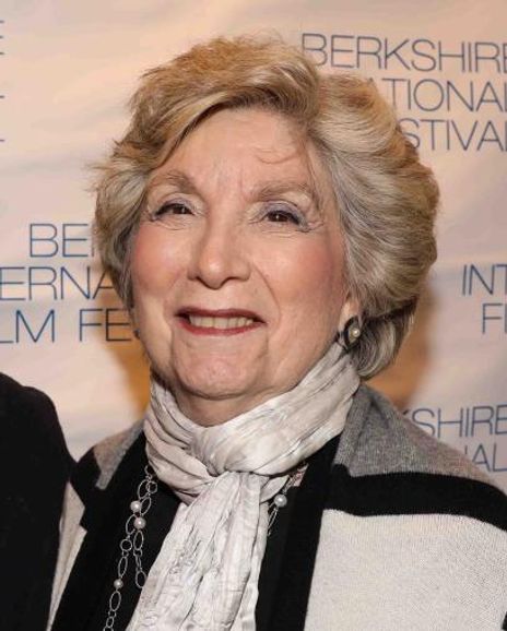 Susan Grausman Headshot