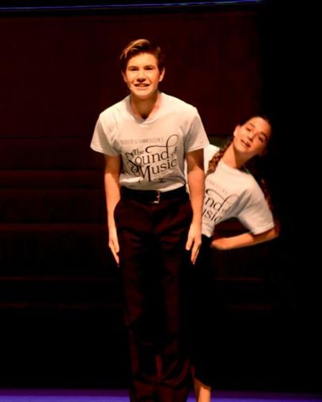 Maya Fischbein Headshot