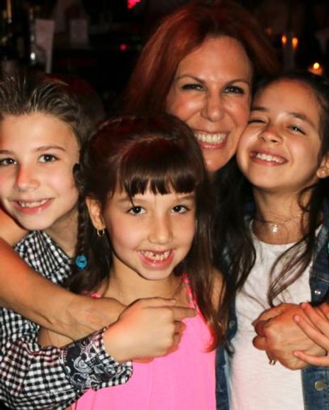 Victoria Shawn Headshot