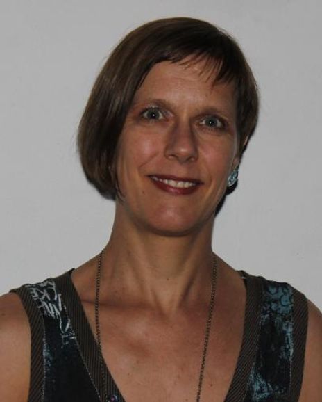 Katrin Hilbe Headshot